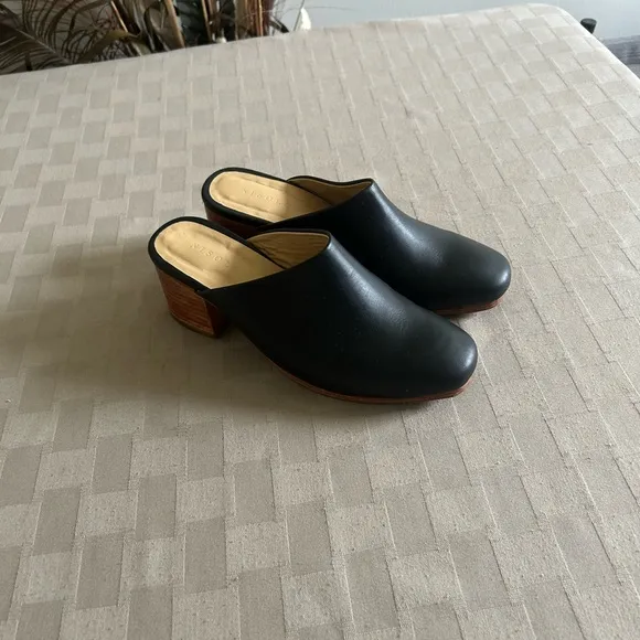 Nisolo All Day Heeled Leather Mules