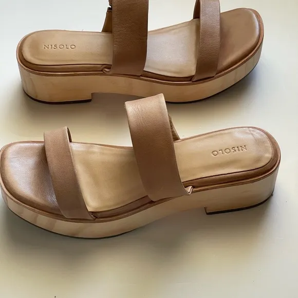 Nisolo Women's Ellie All-Day Sandal Tan Clogs in Almond