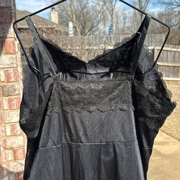 NOS Black SIlKY nylon Slip Dress full slip sz 48 Adj Straps NWT Wide Lace Trim