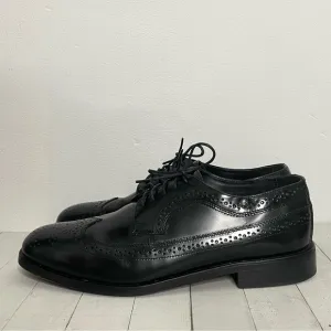 NUNN BUSH Dress Flex Leather Wingtip Oxfords