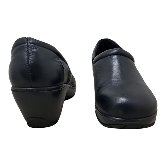 Nurse Mates Bryar Pillow Top Nursing Shoes Size 11W NWOT