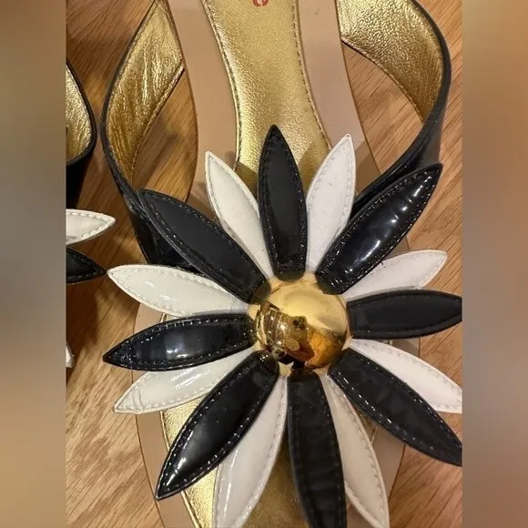 NWOB ** Kate Spade Daisy Kitten Heel Clog Sandal  Navy, White &amp; Gold Size 6