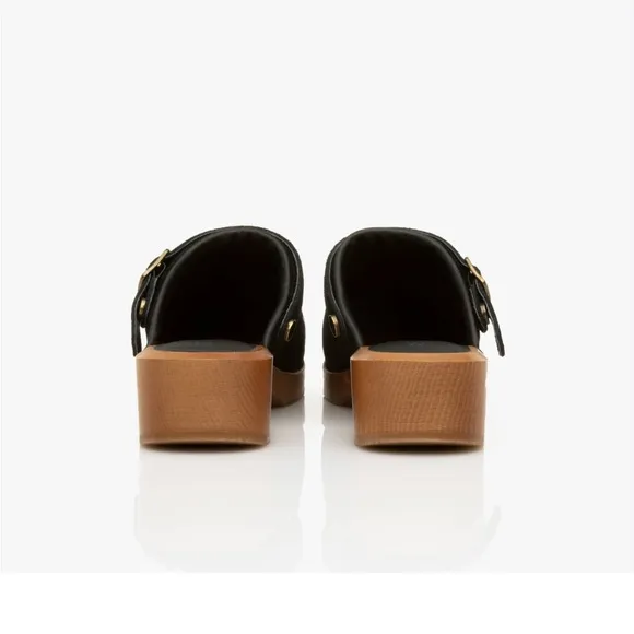 NWOB RE/DONE Made In Italy Suede 70s Classic Clogs. MSRP $415