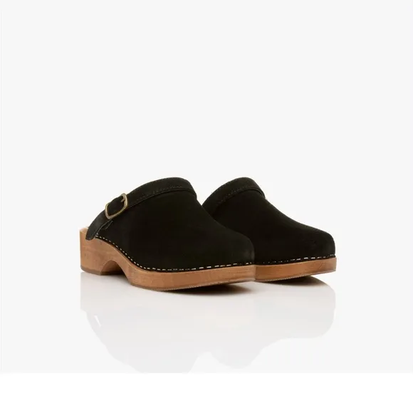 NWOB RE/DONE Made In Italy Suede 70s Classic Clogs. MSRP $415