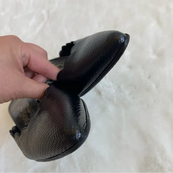 NWOB Salvatore Ferragamo Scalloped Accent Kitten Heel Mules | 7-1/2