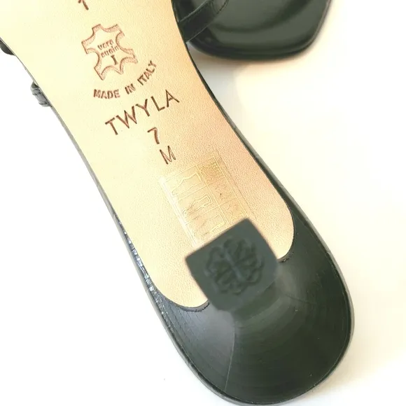 NWOT Brighton Twyla Kitten Heels