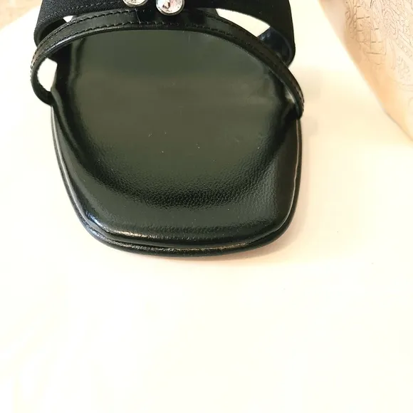 NWOT Brighton Twyla Kitten Heels