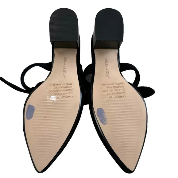 NWOT Chelsea &amp; Violet Molly Black Suede Block Heel Mules Size 8M