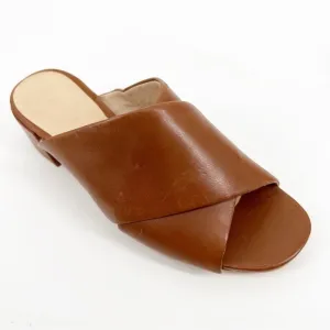 NWOT Clarks Sheer 35 Tan Leather Mule, Size 6.5
