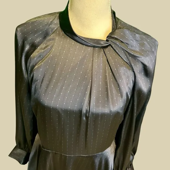 NWOT Club Monaco ‘Charmeuse Twist Neck Mini Dress’ in “Black &amp; Navy Dot” Size 10