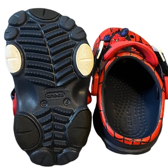 NWOT Crocs Marvel Team Spider Man All Terrain Kids Clogs Sandals Red, Size 4C