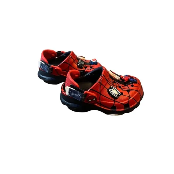 NWOT Crocs Marvel Team Spider Man All Terrain Kids Clogs Sandals Red, Size 4C