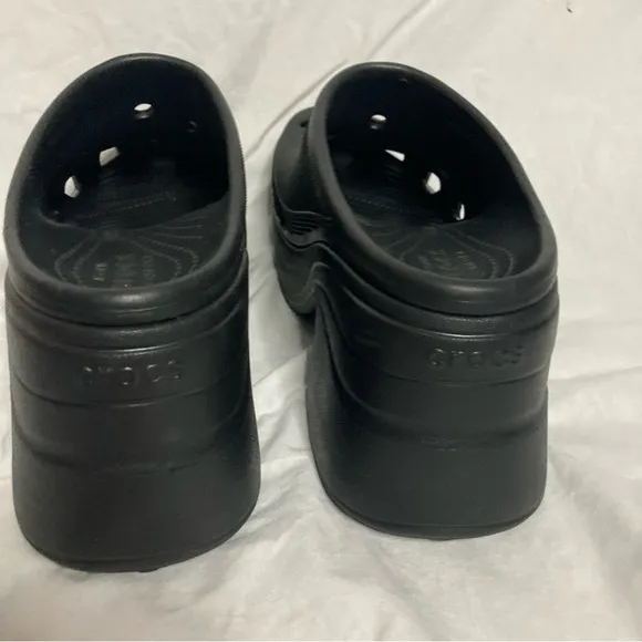 NWOT Crocs Women's Black Siren Platform Clogs Size 11