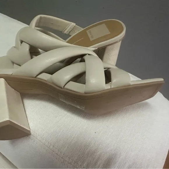 NWOT Dolce Vita White Mules with Woven Design