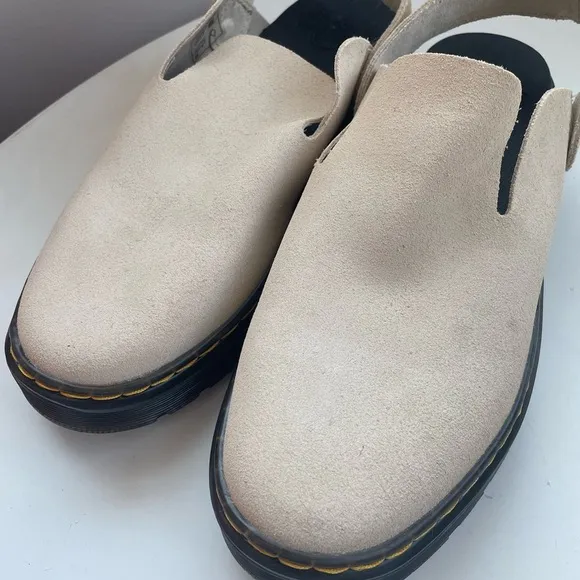 NWOT Dr Martens Carlson Suede Casual Slingback Mules Size 8 Women’s