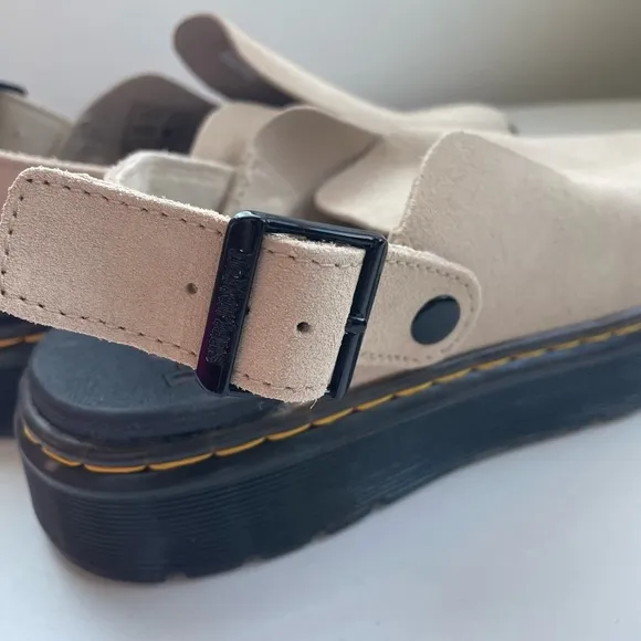 NWOT Dr Martens Carlson Suede Casual Slingback Mules Size 8 Women’s