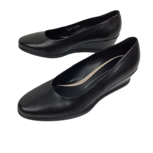 NWOT ECCO Danish Design Wedge Leather Slip On Pumps Black