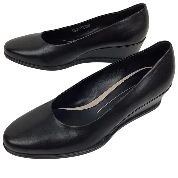 NWOT ECCO Danish Design Wedge Leather Slip On Pumps Black