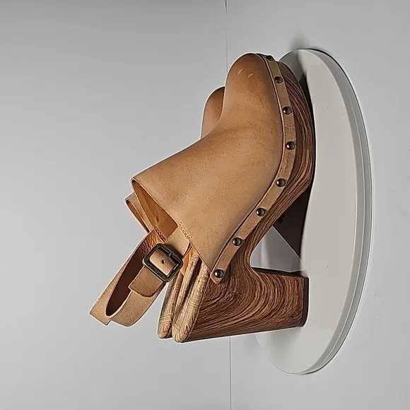 NWOT Kork-Ease Darby Slingback Clog Wedge Heels Adjustable Leather Wooden Tan 10