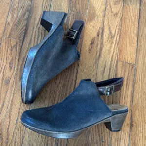 NWOT Naot Upgrade Slingback Heel Gray EU 42