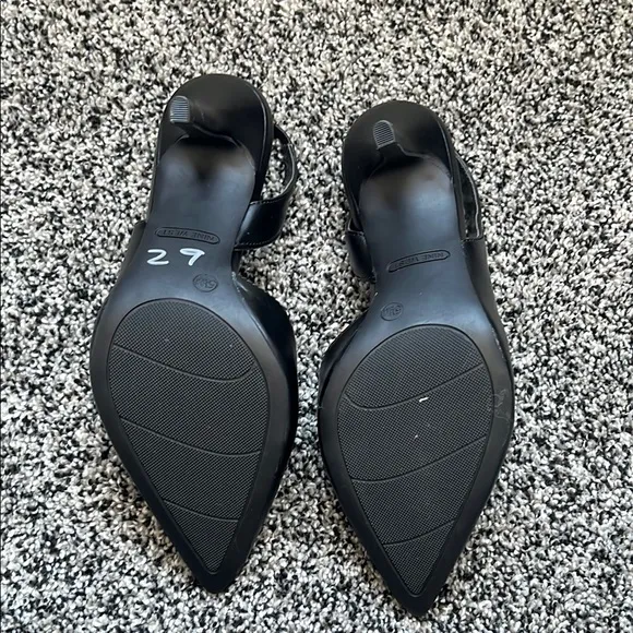NWOT Nine West Slingback Pointed Toe Pumps