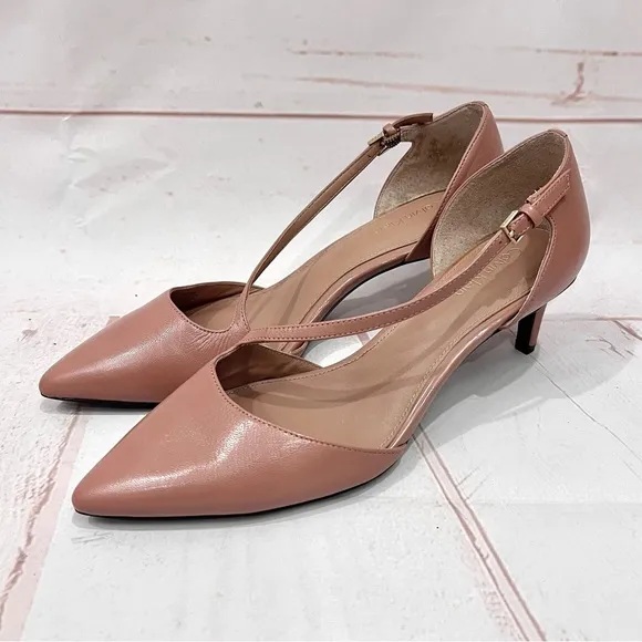 NWOT Nude Leather Asymmetrical Pointed Toe Mary Jane Page Kitten Heels Pumps