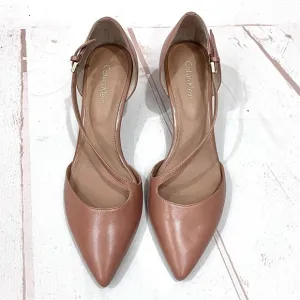 NWOT Nude Leather Asymmetrical Pointed Toe Mary Jane Page Kitten Heels Pumps