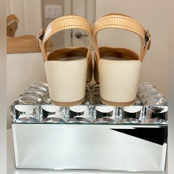 NWOT Sandgrens Handcrafted Victoria ECRU classic clog sandal - size  6-6.5