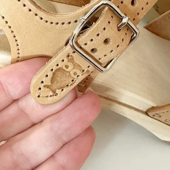 NWOT Sandgrens Handcrafted Victoria ECRU classic clog sandal - size  6-6.5