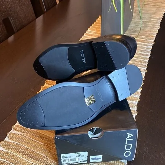 NWOT Aldo black leather oxfords size 11