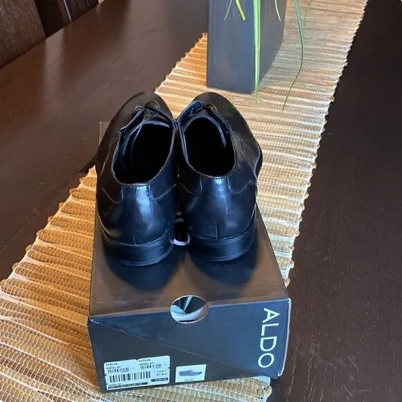 NWOT Aldo black leather oxfords size 11