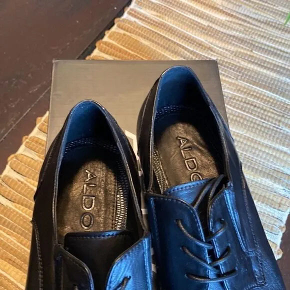NWOT Aldo black leather oxfords size 11
