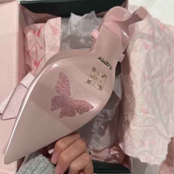 NWT ALDO x WICKED Perfectly Pink Pointed Kitten Heels