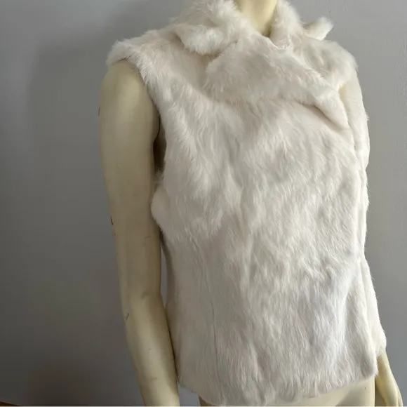 NWT Ann Taylor Reversible White Rabbit Fur Nubuck Leather Motorcycle Vest S