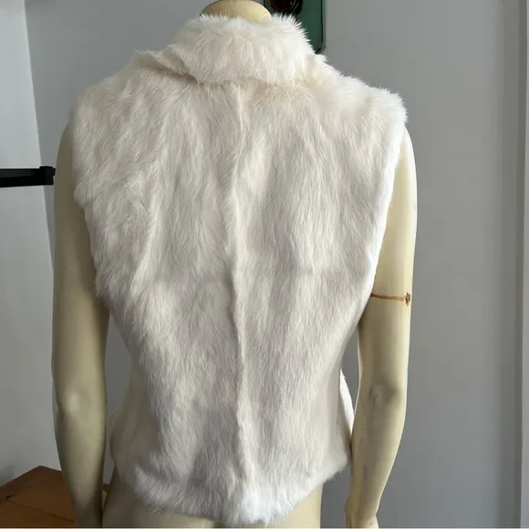 NWT Ann Taylor Reversible White Rabbit Fur Nubuck Leather Motorcycle Vest S