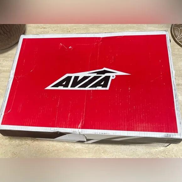 NWT Avia Men’s Avi-Forte Running Shoes