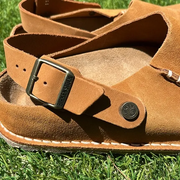 NWT BIRKENSTOCK Premium Suede Clogs
