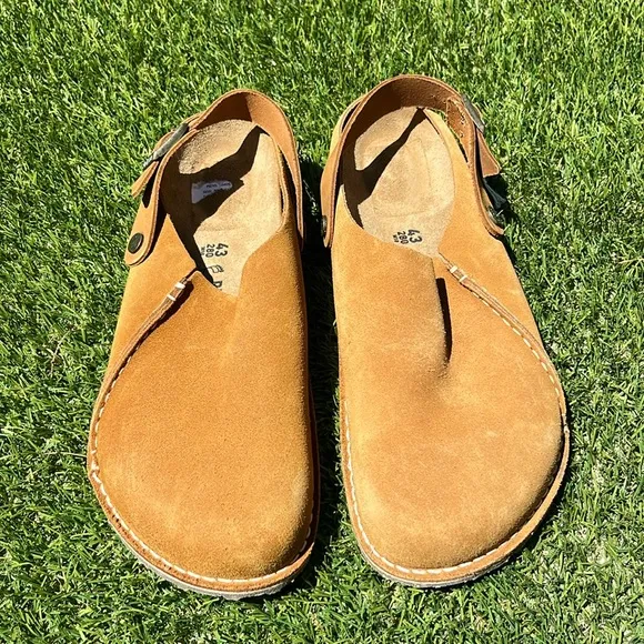 NWT BIRKENSTOCK Premium Suede Clogs