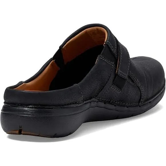 NWT Clarks Unisex Un Loop Ease Sneaker, Black Leat-Size 8 US Women