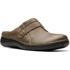 NWT Clarks Unisex Un Loop Ease Sneaker, Dark Olive-Size 8.5 US Women