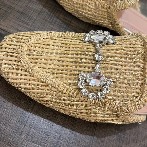 NWT CLOGS EXÉ YT-4 RAFFIA BEIGE SIZE 8