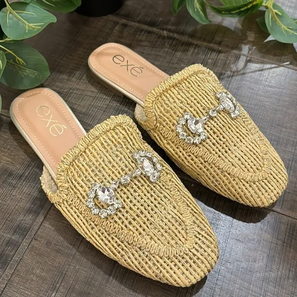 NWT CLOGS EXÉ YT-4 RAFFIA BEIGE SIZE 8