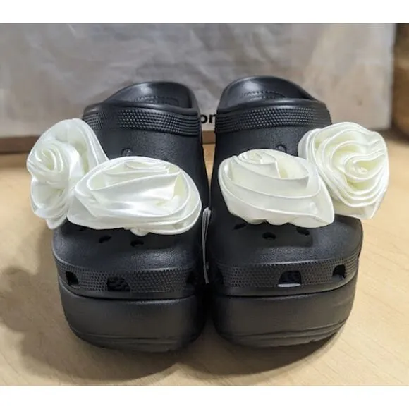 NWT CROCS Black and White Siren Rosette Clogs Women's Size 9