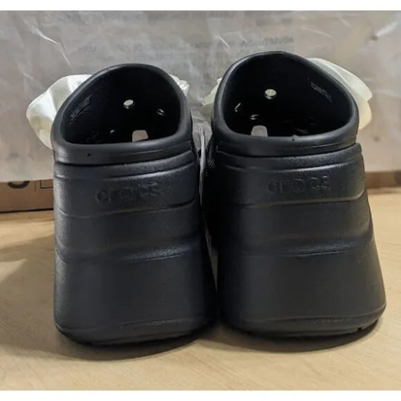 NWT CROCS Black and White Siren Rosette Clogs Women's Size 9