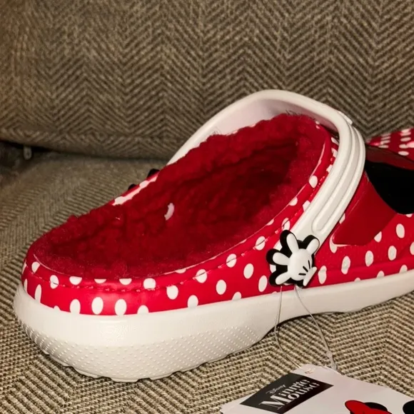 NWT CROCS Classic Disney Minnie Mouse Kids Clogs Shoes - Red Faux Fur SIZE 5