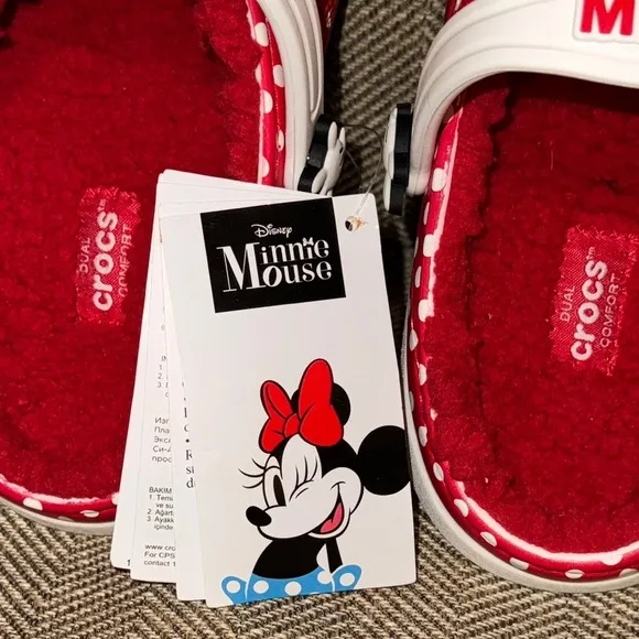 NWT CROCS Classic Disney Minnie Mouse Kids Clogs Shoes - Red Faux Fur SIZE 5
