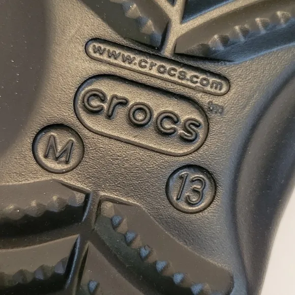 NWT Crocs Clogs Classic All-Terrain Clog Black/Grey Men's Size 13 US