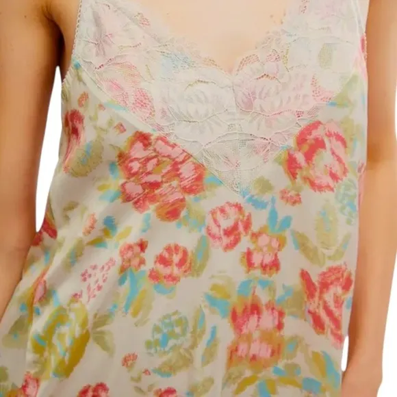 NWT FREE PEOPLE First Date Printed Lace Maxi Slip Lounge Dress Size Medium