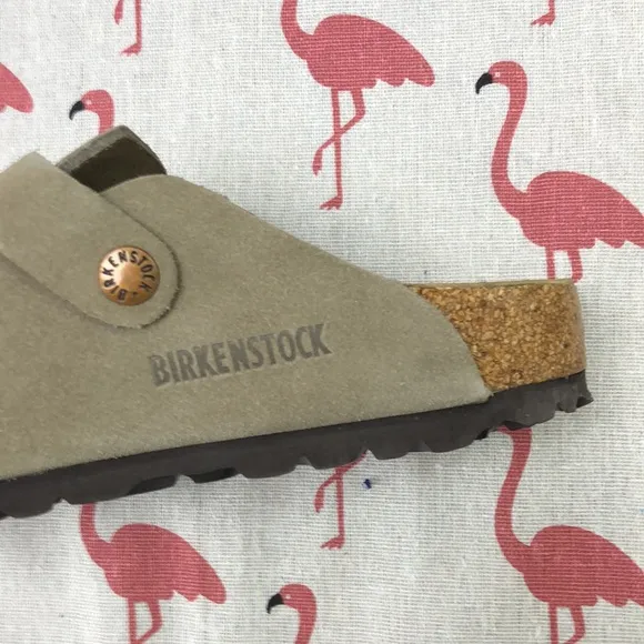 NWT | HOT Women's Taupe Suede Birkenstock Boston Shoes - Narrow Fit
