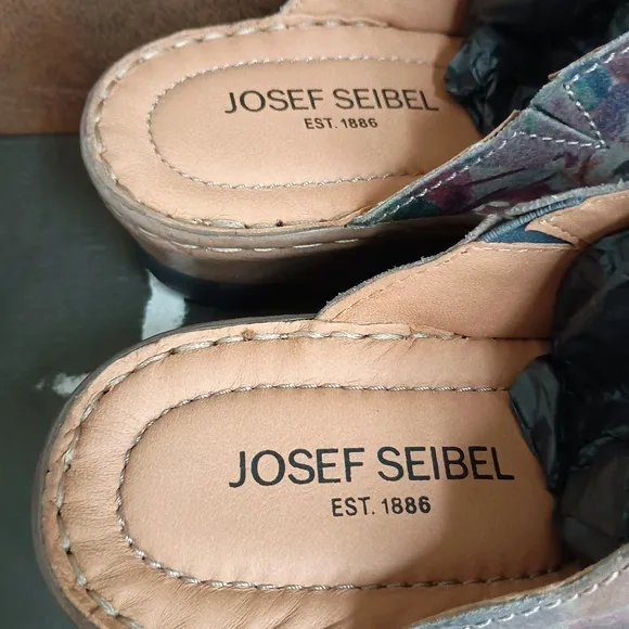 NWT Josef Seibel Women's Catalonia 51 Graphite Slip-On Clogs - Multicolo…